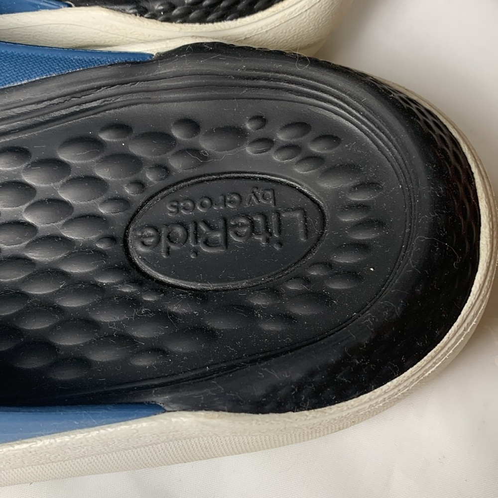 CROCS Literide unisex Flip Flops. Navy. Men 9. Women 11 - Picture 4 of 10